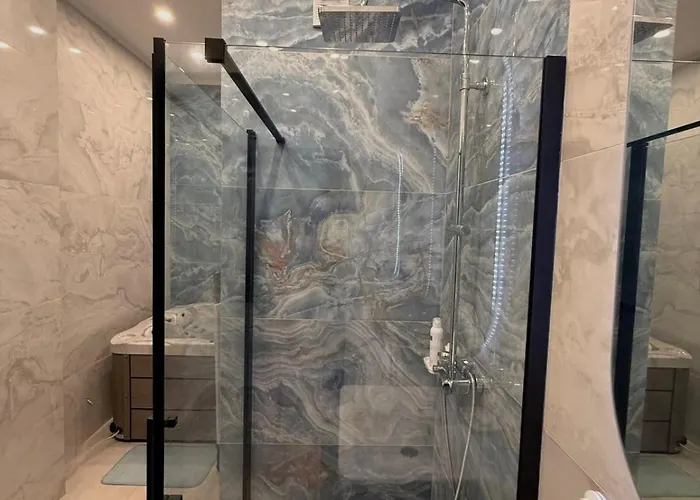 Raj スボティツァ